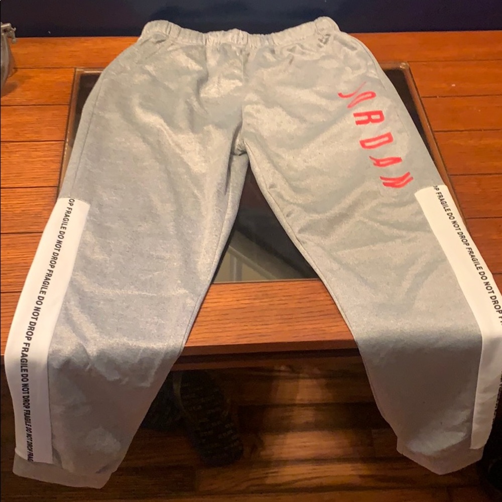 Boys size XXL Jordan joggers